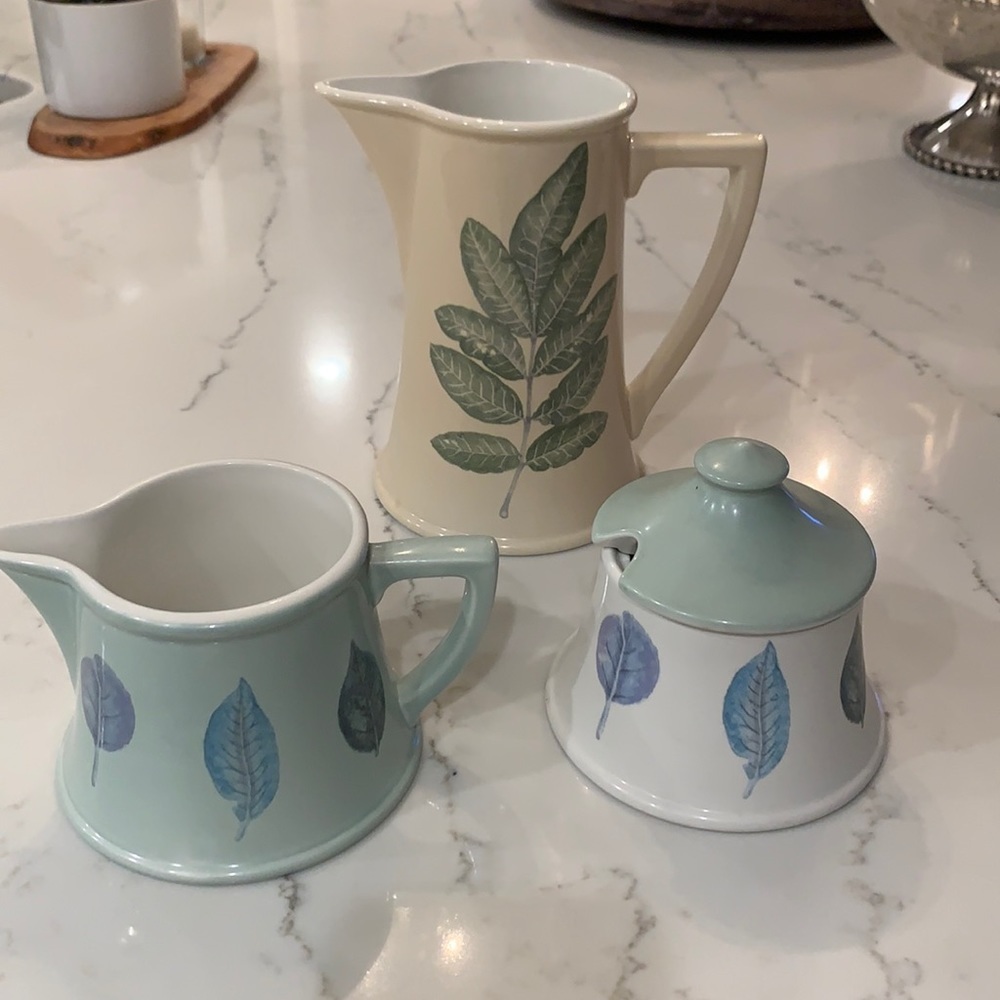 Pitcher, Creamer & Sugar Set
